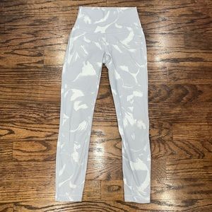 Lululemon leggings size 2 23" inseam